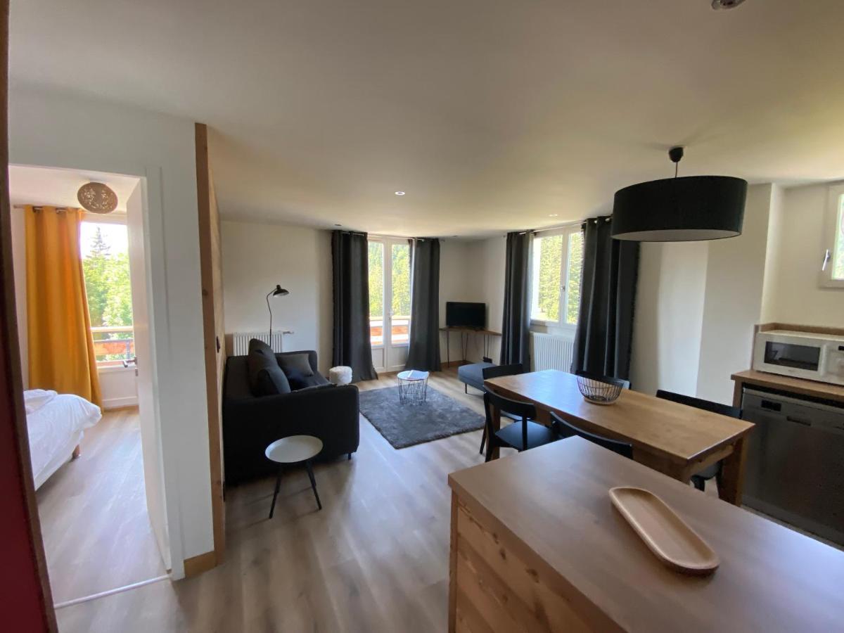 Residence Les 3 Sommets Sarcenas エクステリア 写真